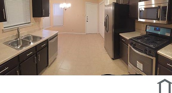 2nd image of 2007 Logan Dr