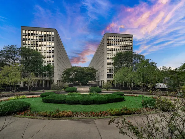 1401 E 55th St APT 313N, Chicago, IL 60615