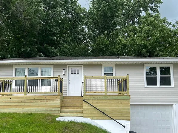 217 E Washington St, Carrollton, MO 64633