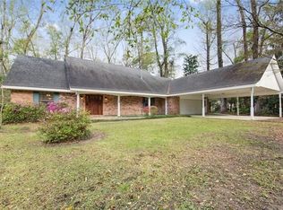 139 Chinchuba Gardens Dr, Mandeville, LA 70471