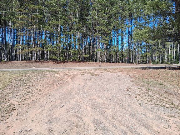 3rd image of 3563 Spring Dr