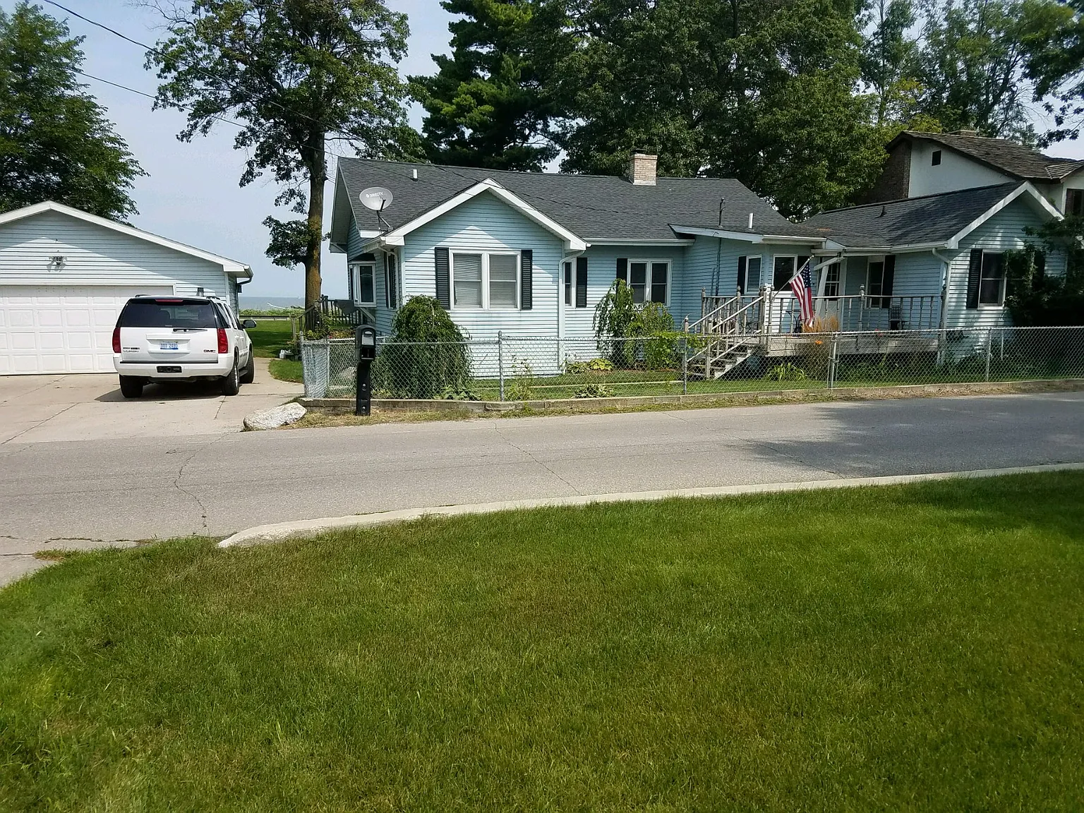 71 Bay Shore Dr photo 1