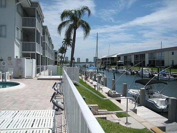 Lake Colony pool area overlooking boat docks