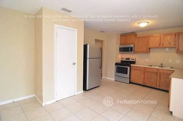 1408 Atlantic Dr — Photo 6