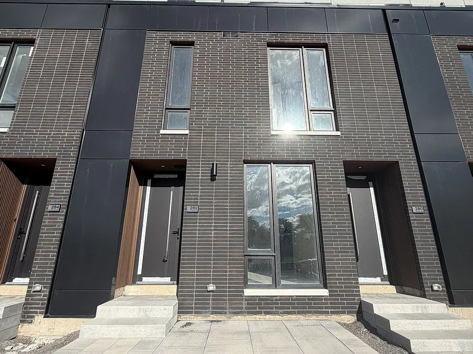 282 Ellis Ave