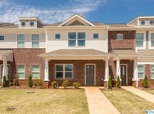 352 Falling Water Ln, Huntsville, AL 35756