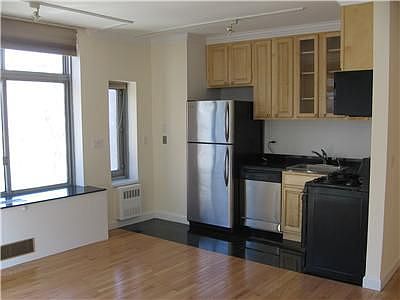 3rd image of 188 E 64th St APT 602