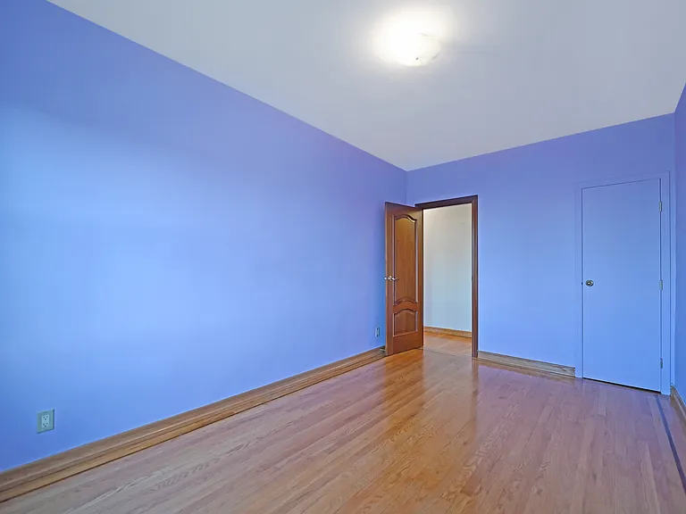 100 Avenue P #315 — Photo 8