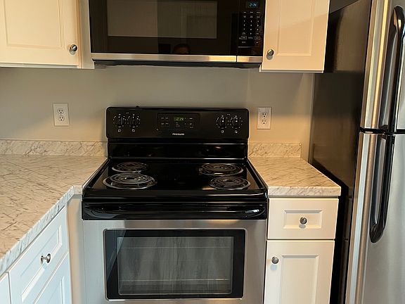 2nd image of 7237 Woods Crossing Dr #7237
