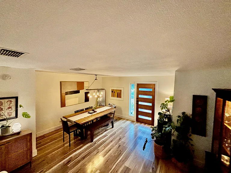 2409 Princeton Dr — Photo 12