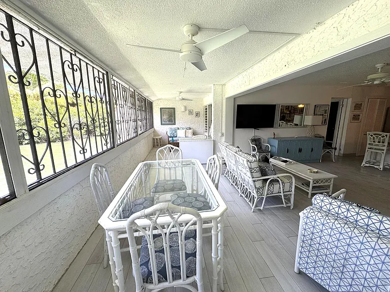 109 Golden Rock Est — Photo 8