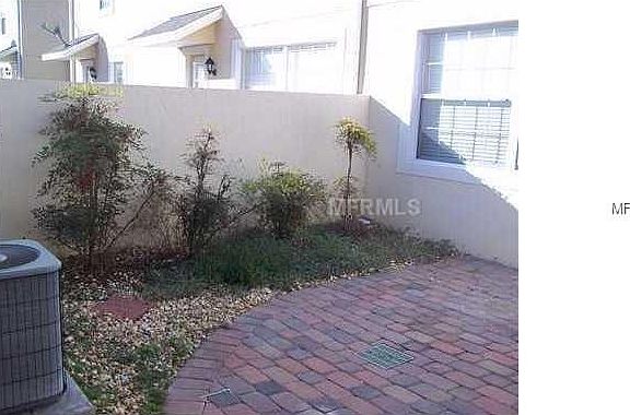 3rd image of 9168 Camden Gardens St