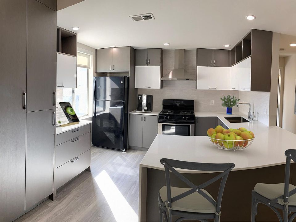 1st image of 2522 Taraval St