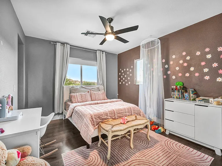 233 Castellari Dr — Photo 61