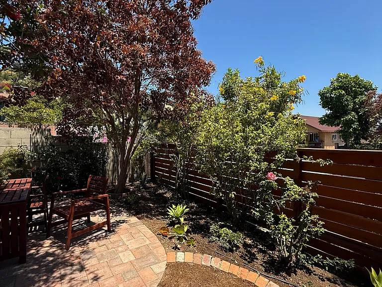 3005 Asbury St — Photo 2