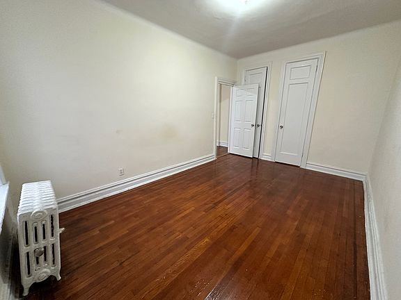 3rd image of 600 E 26th St APT 3C