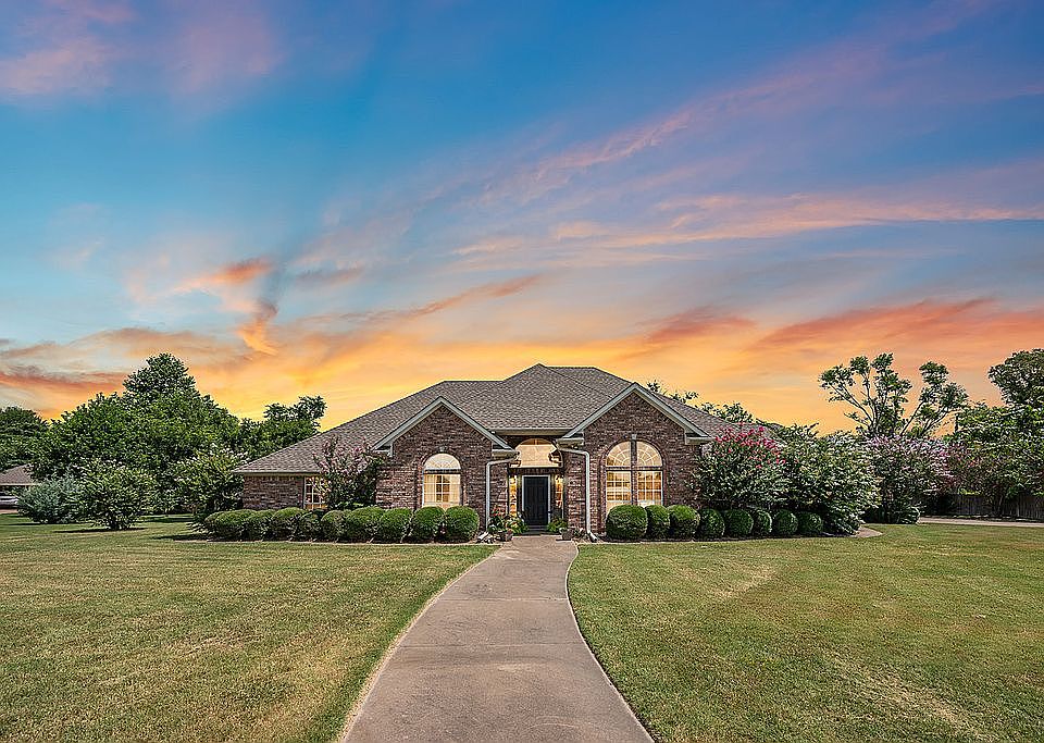 1st image of 126 Briarwood