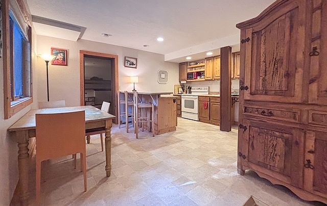 1st image of 5002 River Rd