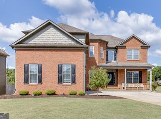 1059 Amber Waves Ave, Hoschton, GA 30548