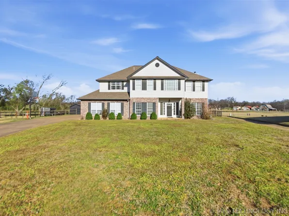 3421 Heritage Dr, Claremore, OK 74019