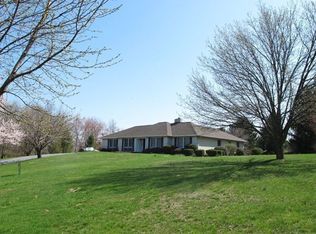 8 Wagner Dr, Shippensburg, PA 17257