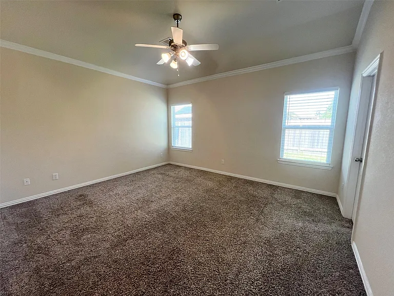 1507 Bella Garden Ct — Photo 12
