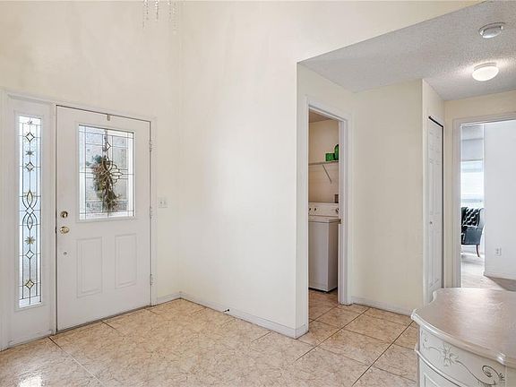 4th image of 663 MESILLA DRIVE