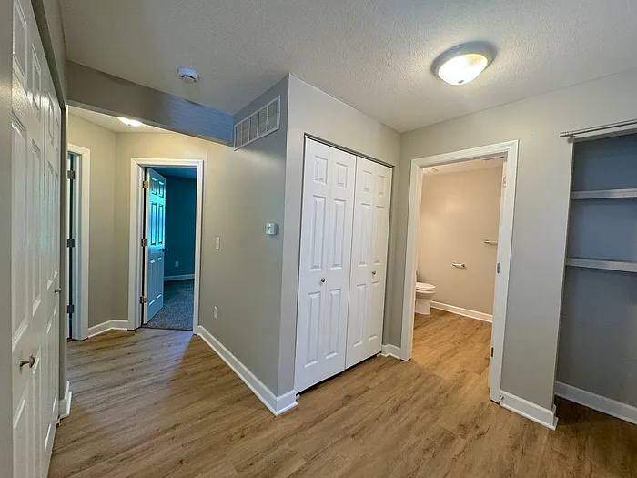 697 Kenny Ln — Photo 11