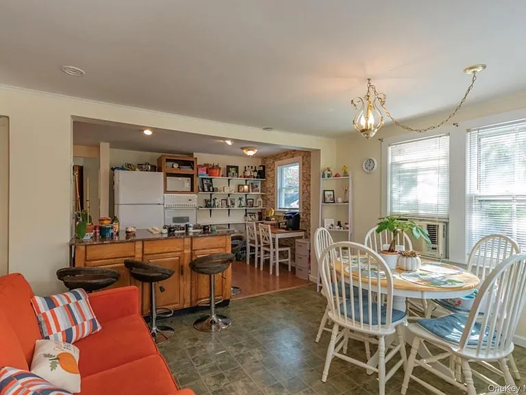 1385 Old Shipyard Ln — Photo 11