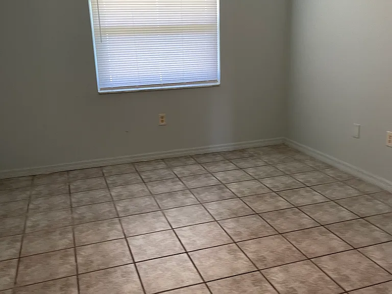 1681 Ann Dr — Photo 13