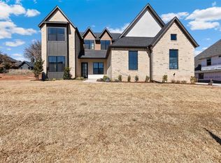 8201 Amber Ridge Dr, Edmond, OK 73034