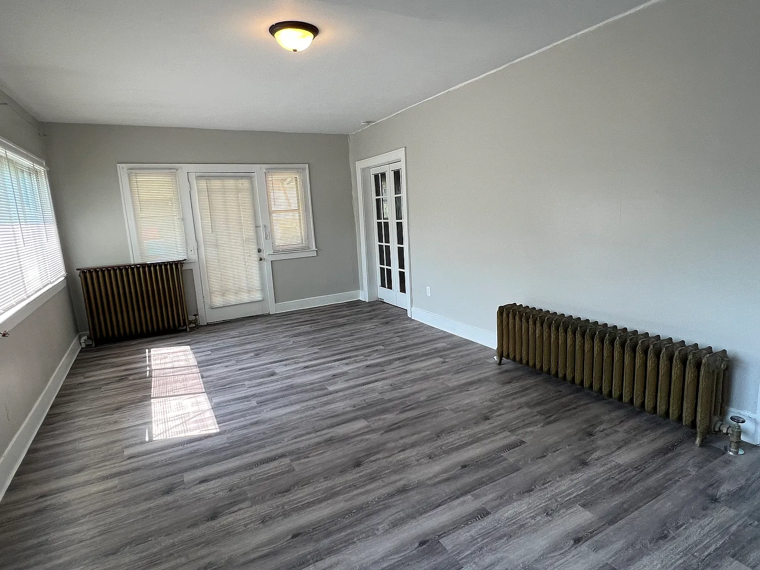 1 bed, 600 sqft, $1,300 — Photo 3