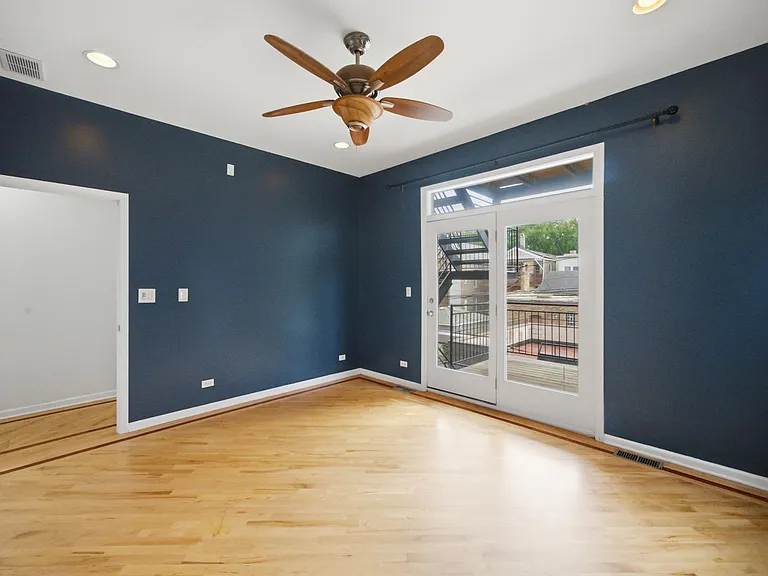 2647 W Haddon Ave #2 — Photo 14