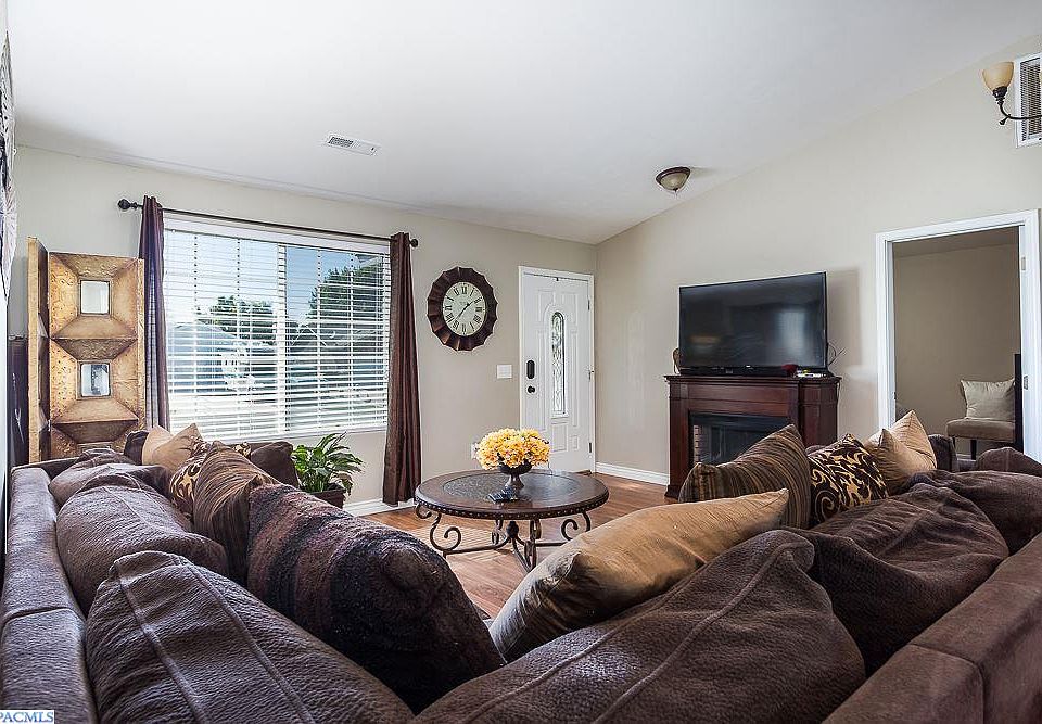 1st image of 4507 Yuma Dr