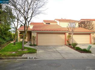 20 Amber Ct, Hercules, CA 94547
