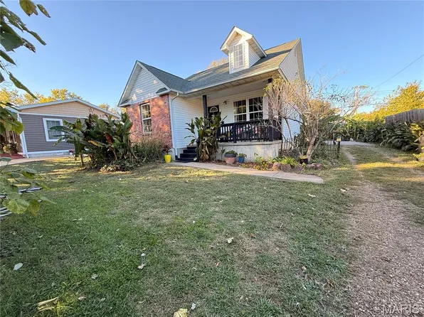 125 Oak St, Farmington, MO 63640