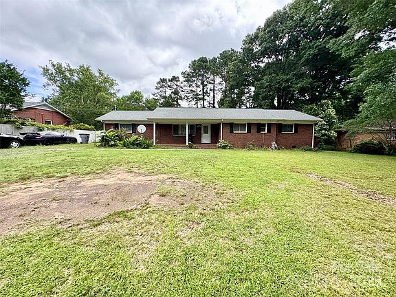 2nd image of 6539 Louglen Cir