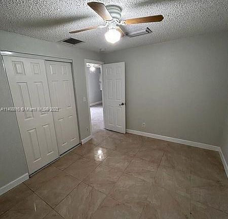 5th image of 805 NW 4th Ave