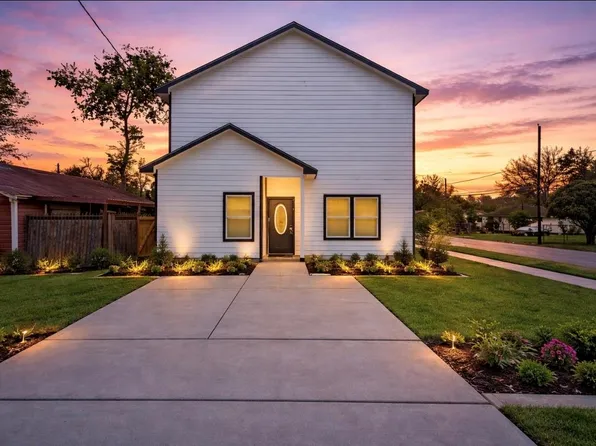 7989 Sunbury St #A, Houston, TX 77028