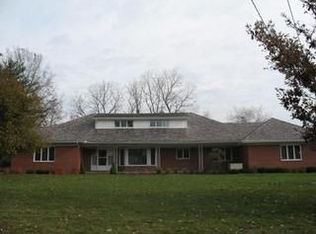 2887 Brainard Rd, Pepper Pike, OH 44124