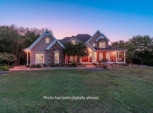 746 Old River Rd, Scottsville, KY 42164