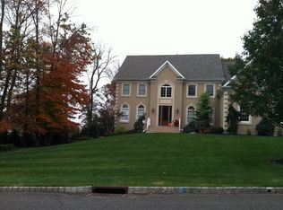 3 Wolf Hill Ter, Martinsville, NJ 08836