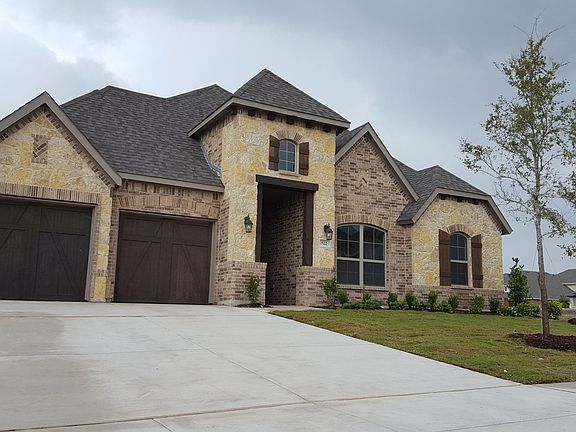 2nd image of 522 Harvest Grove Dr