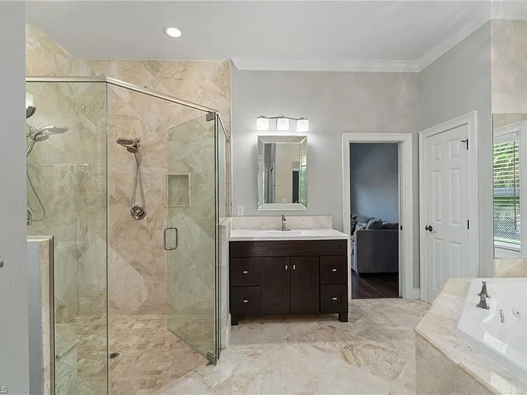 5420 Boxwood Way — Photo 12