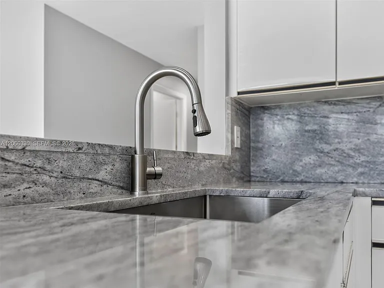 1520 Seabay Rd — Photo 91