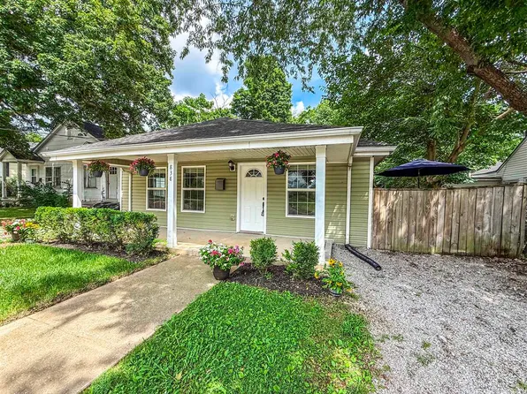 838 Cabell Dr, Bowling Green, KY 42101
