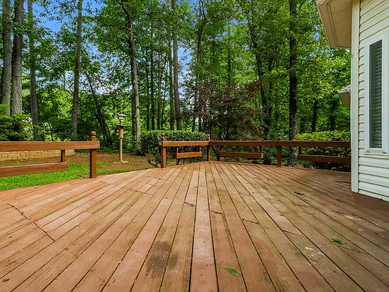 4048 Golfview Ct — Photo 14