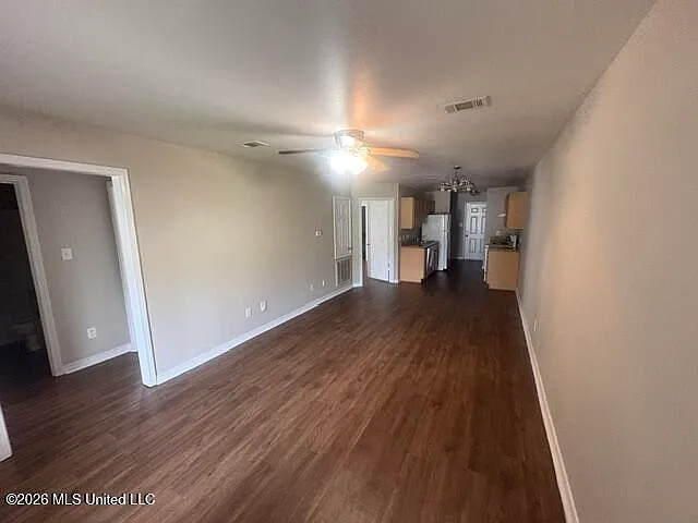 17212 Avondale Cir — Photo 2