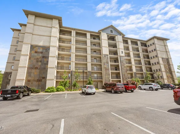 124 Plaza Dr #2505, Pigeon Forge, TN 37863