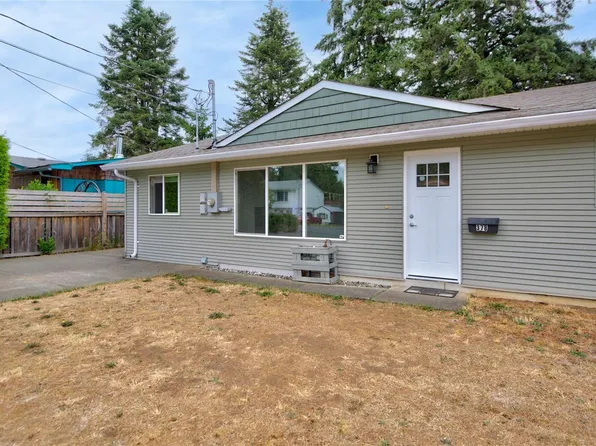 378 Denman St, Comox, BC V9M 3A8